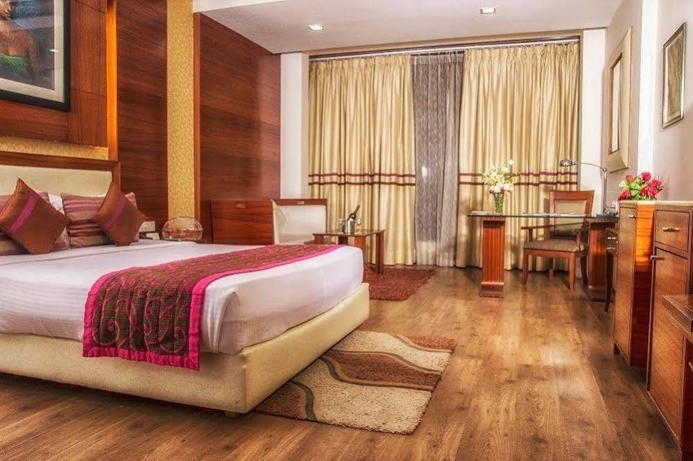 Baba Resorts Dharampur Dharampur  Exteriör bild