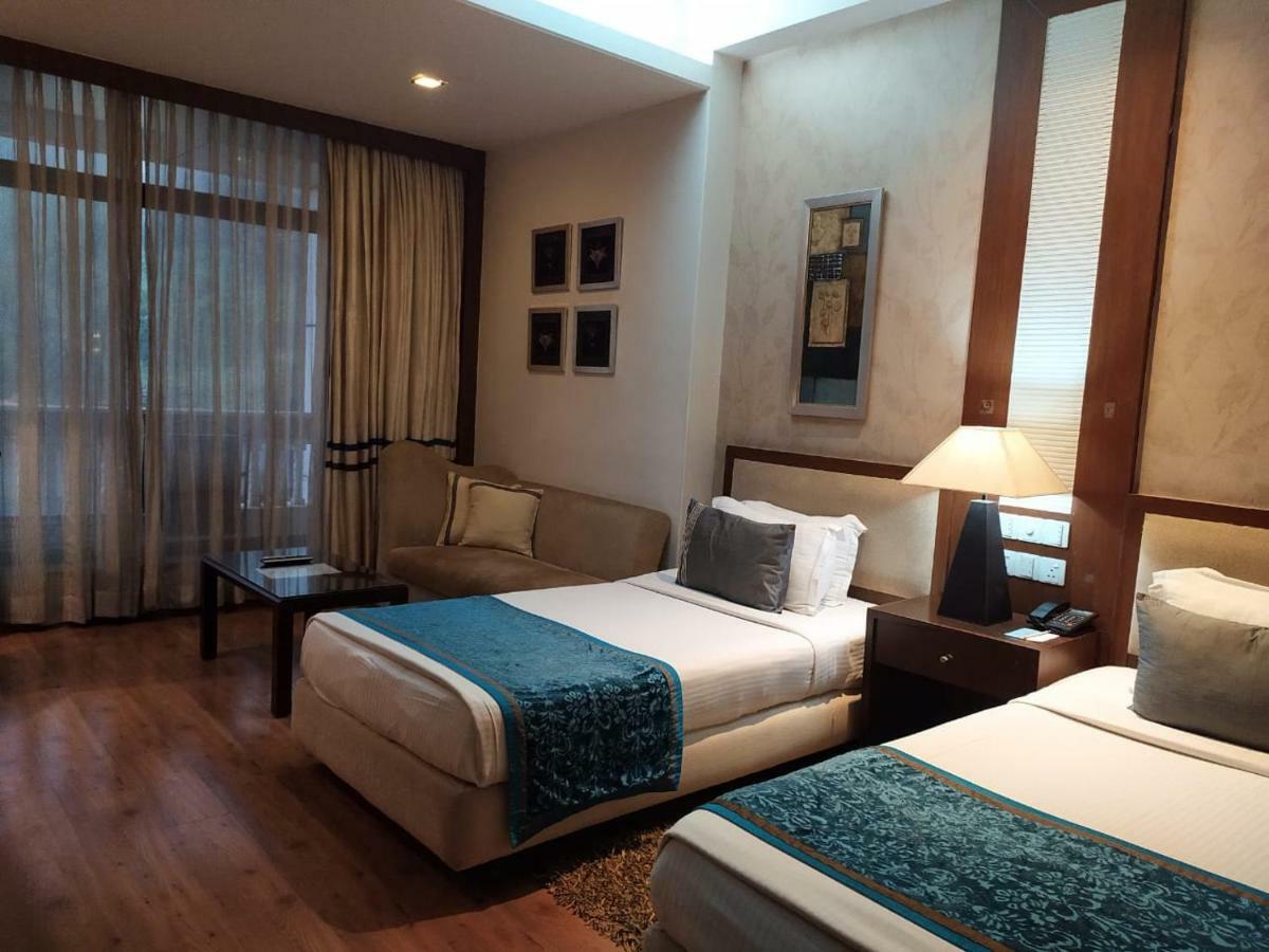 Baba Resorts Dharampur Dharampur  Exteriör bild