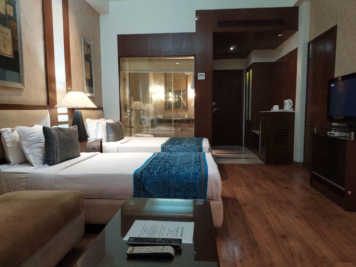 Baba Resorts Dharampur Dharampur  Exteriör bild